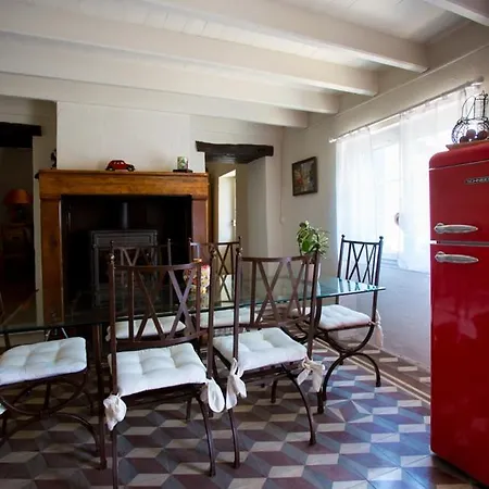 Maison Du Bois ベッド・アンド・ブレックファスト *